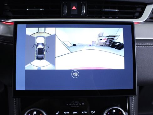 Used 2026 Jaguar F-PACE R-Dynamic S image 28