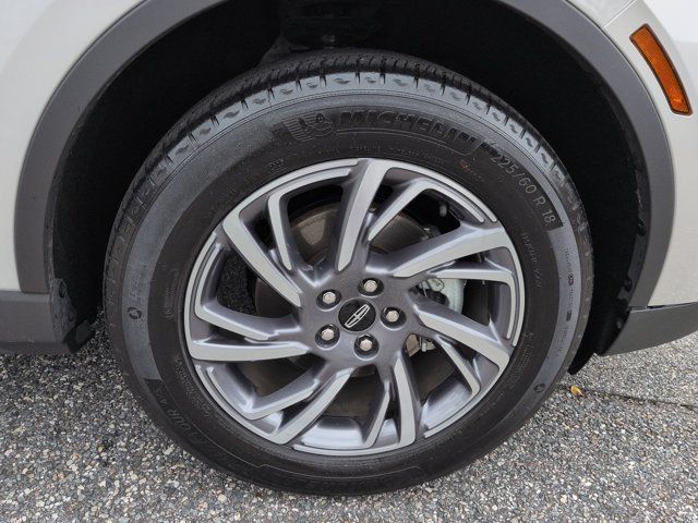 Used 2024 Lincoln Corsair FWD w/ Equipment Group 101A image 11