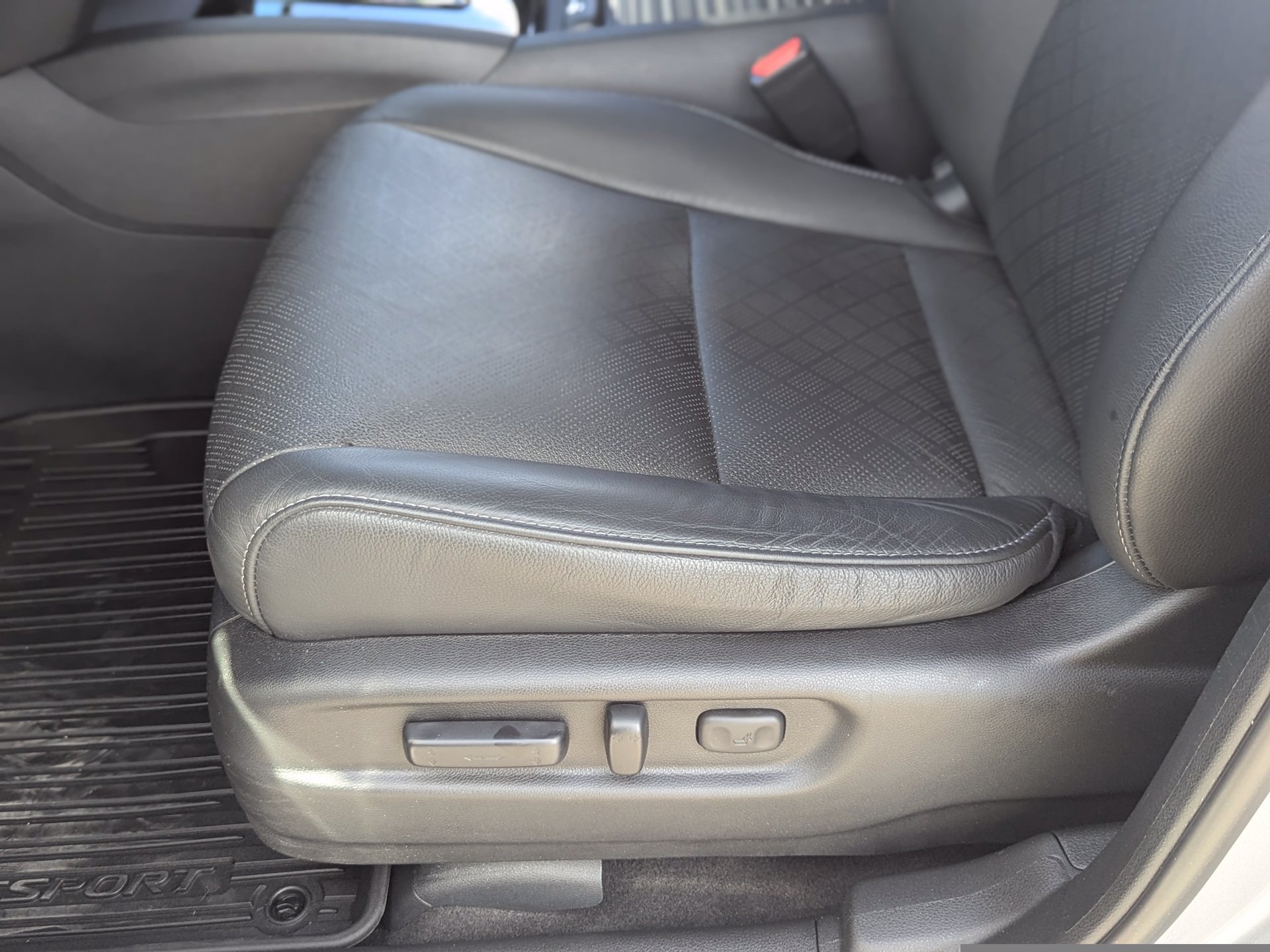 Used 2020 Honda Passport Touring image 22