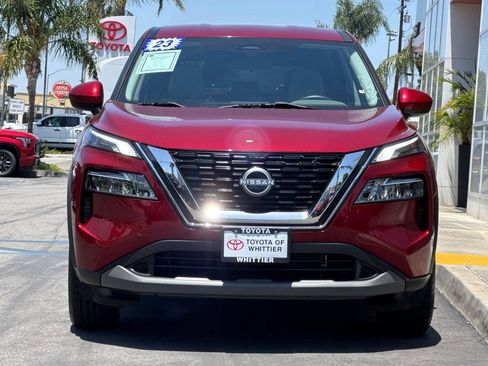 Used 2023 Nissan Rogue SV FWD image 10