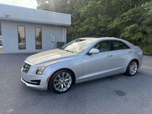 Used 2017 Cadillac ATS Luxury w/ Safety and Security Package RWD image 2