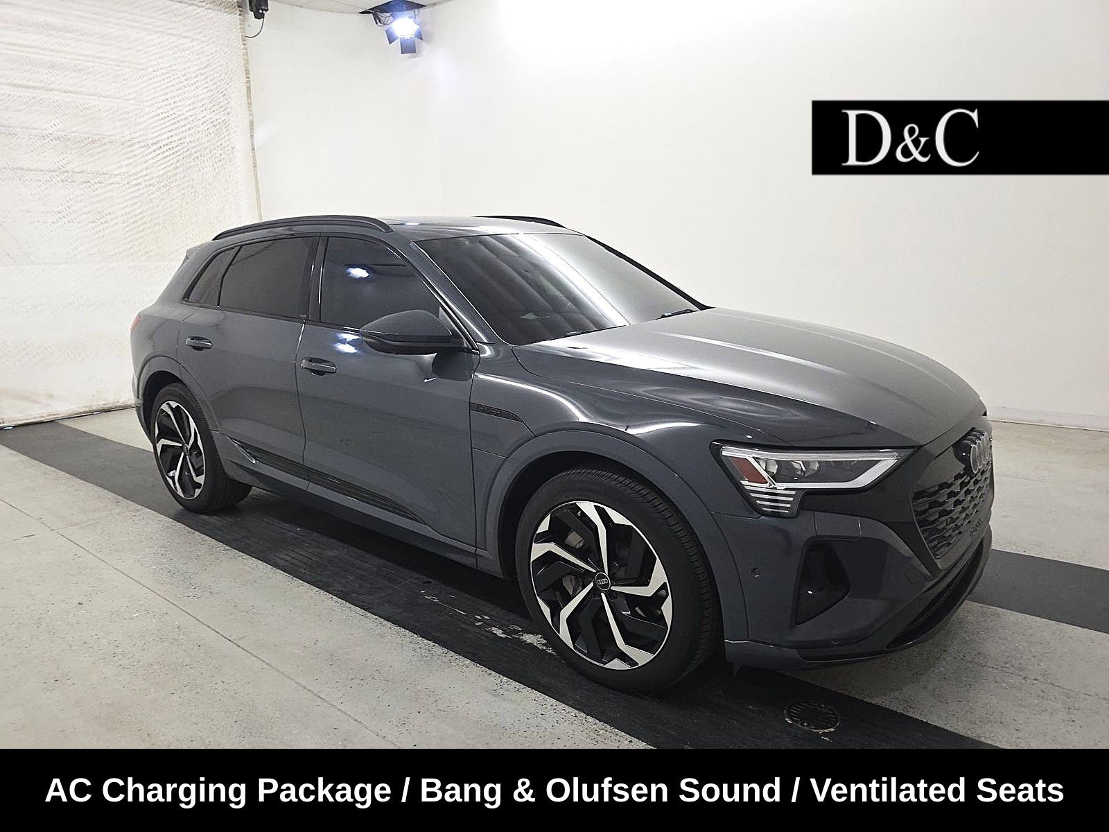 Used 2024 Audi Q8 e-tron Premium Plus w/ Premium Plus Package AWD/4WD image 1