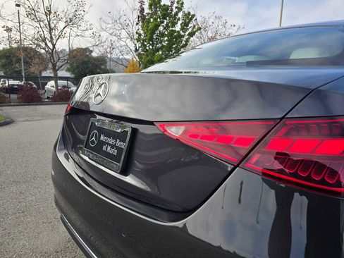 Used 2025 Mercedes-Benz C 300 Sedan image 15