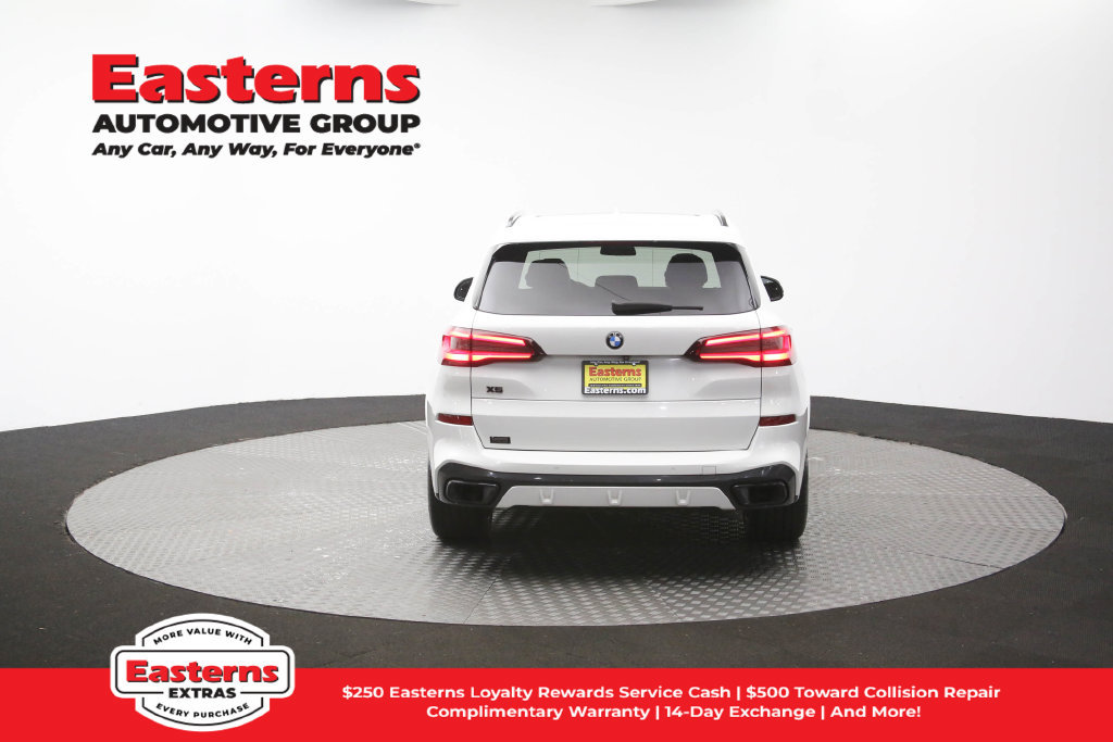 Used 2022 BMW X5 xDrive40i w/ M Sport Package AWD/4WD image 40