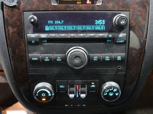 Used 2012 Chevrolet Impala LT w/ LT Sunroof Package FWD image 25