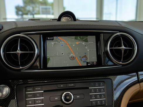 Used 2019 Mercedes-Benz SL 63 AMG image 24