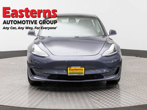 Used 2018 Tesla Model 3 Long Range AWD/4WD image 2