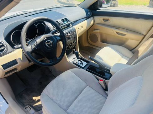 Used 2006 MAZDA MAZDA3 I FWD image 9