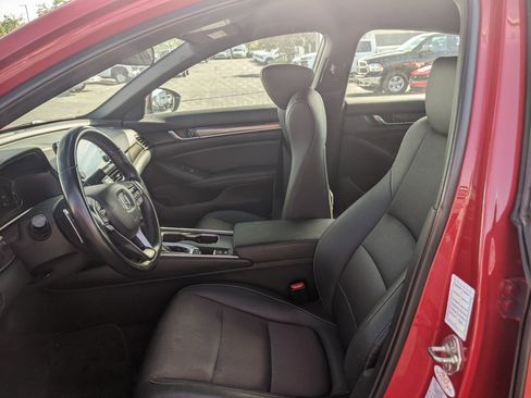 Used 2019 Honda Accord Sport image 16
