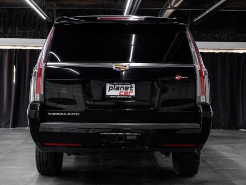 Used 2020 Cadillac Escalade ESV Luxury RWD image 14
