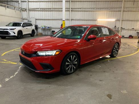 Used 2022 Honda Civic EX image 1