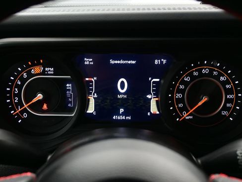 Used 2024 Jeep Wrangler Unlimited Rubicon 392 AWD/4WD image 25
