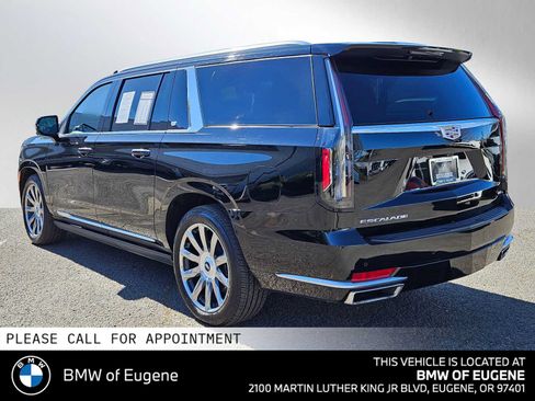 Used 2024 Cadillac Escalade ESV Premium Luxury Platinum AWD/4WD image 5