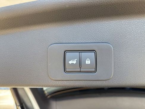 New 2026 Nissan Murano SL image 17