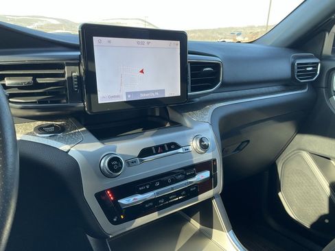 Used 2022 Ford Explorer Timberline w/ Timberline Technology Package image 13