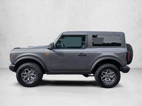 Certified 2025 Ford Bronco Badlands AWD/4WD image 9
