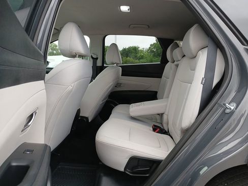 Used 2025 Hyundai Tucson SEL AWD/4WD image 26