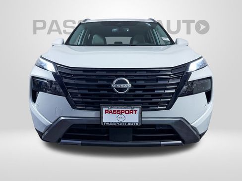 Certified 2024 Nissan Rogue SL image 3