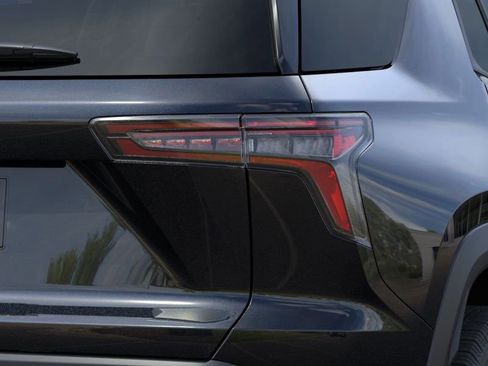 New 2026 Chevrolet Equinox LT w/ Convenience Package II image 12