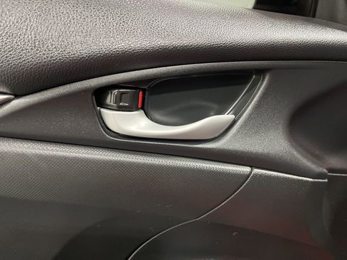 Used 2021 Honda Civic Sport image 12