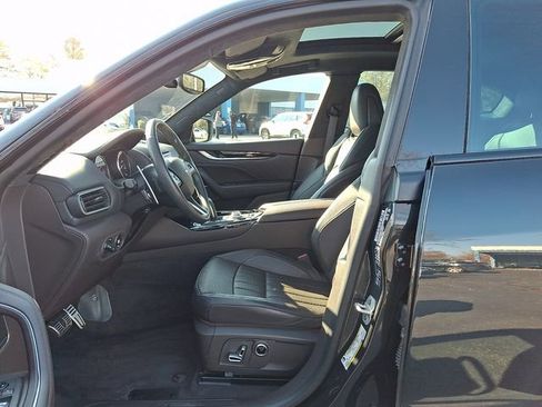 Used 2022 Maserati Levante Modena image 16