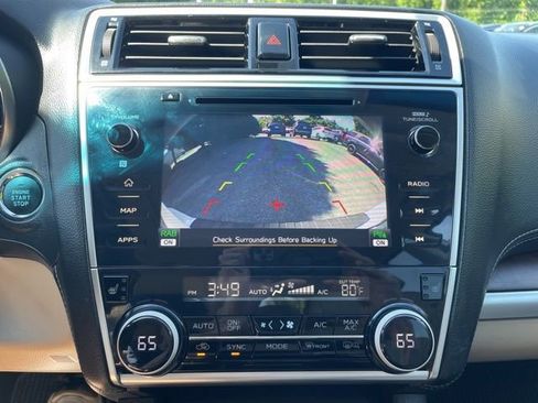 Used 2019 Subaru Outback 2.5i Limited AWD/4WD image 21
