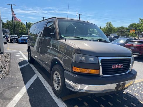 Used 2014 GMC Savana 2500 RWD image 7