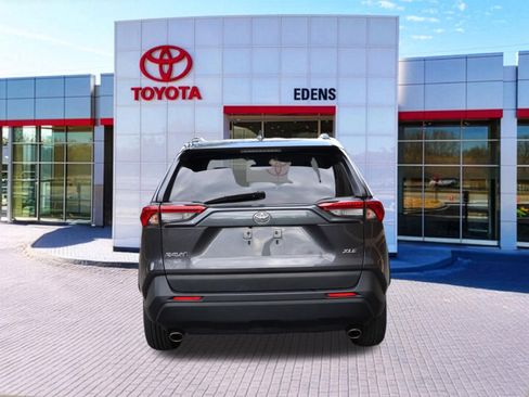 Certified 2025 Toyota RAV4 XLE FWD image 4