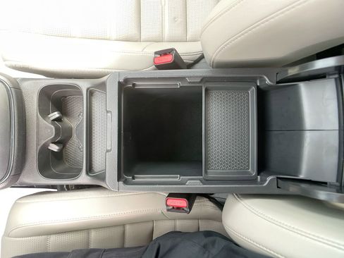 Used 2024 Honda CR-V EX-L image 21