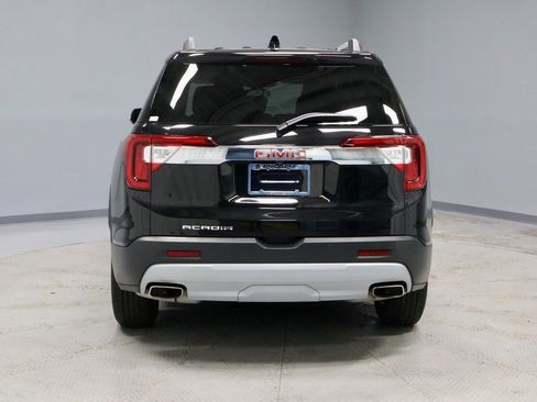 Used 2023 GMC Acadia SLT w/ LPO, Floor Liner Package image 12