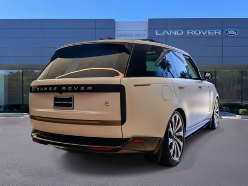 New 2026 Land Rover Range Rover SV AWD/4WD image 4