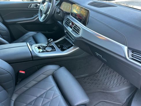 Used 2023 BMW X5 sDrive40i w/ M Sport Package RWD image 16