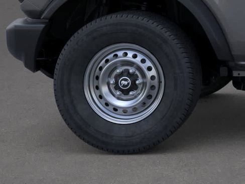 New 2025 Ford Bronco 4-Door image 21