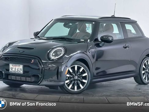 Used 2023 MINI Cooper S w/ Driver Assistance Package FWD image 1