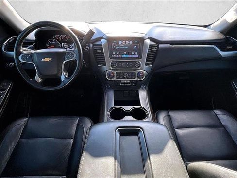 Used 2019 Chevrolet Tahoe LT image 16