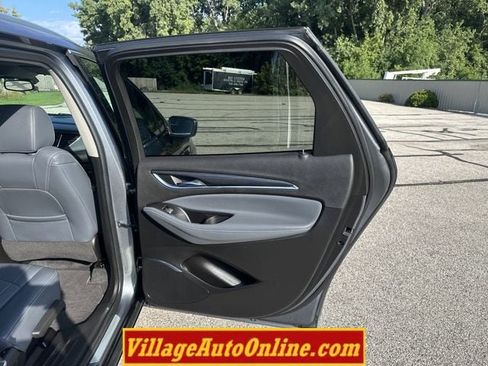 Used 2019 Buick Enclave Essence AWD/4WD image 37