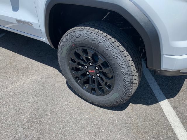 New 2026 GMC Canyon Elevation w/ Convenience Package RWD image 5