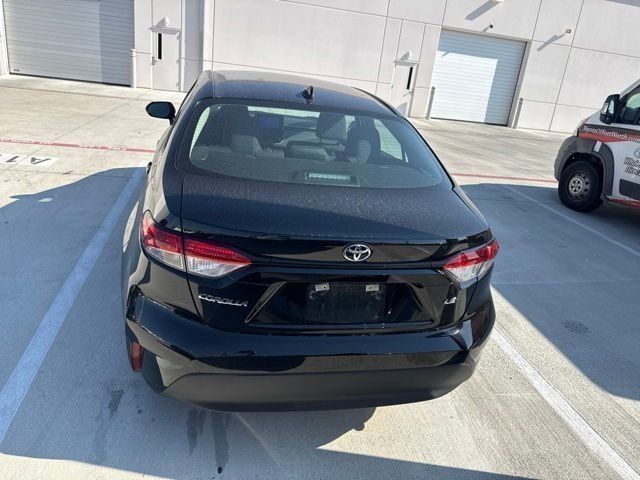 Used 2026 Toyota Corolla LE FWD image 7