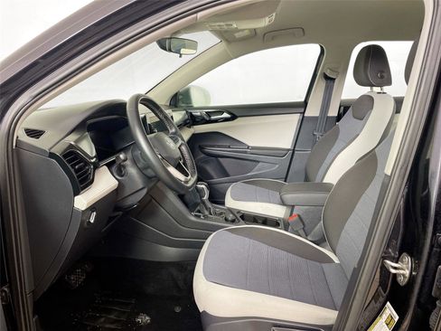 Used 2025 Volkswagen Taos S image 11