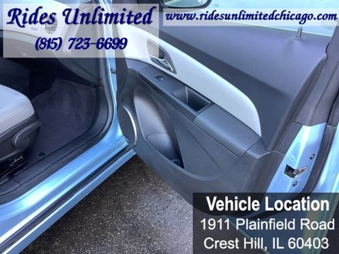 Used 2011 Chevrolet Cruze LT image 23