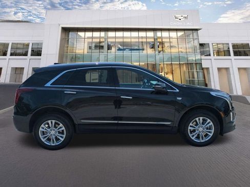 Used 2025 Cadillac XT5 Luxury image 4