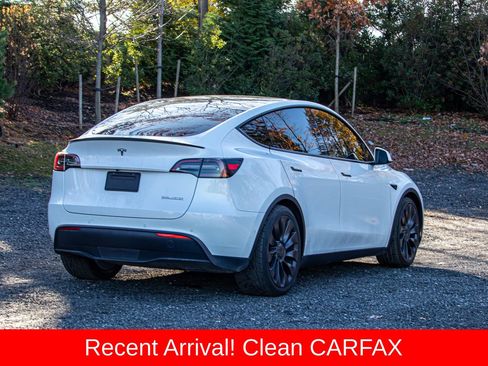 Used 2021 Tesla Model Y Performance image 8