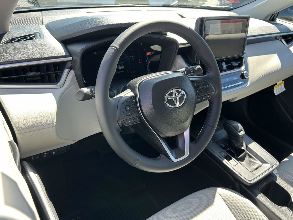 New 2026 Toyota Corolla Cross LE FWD image 12