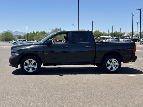 Used 2019 RAM 1500 Express w/ Wheel & Sound Group AWD/4WD image 2