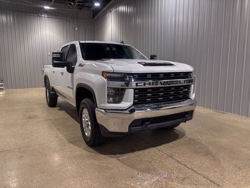 Used 2023 Chevrolet Silverado 2500 LT image 8