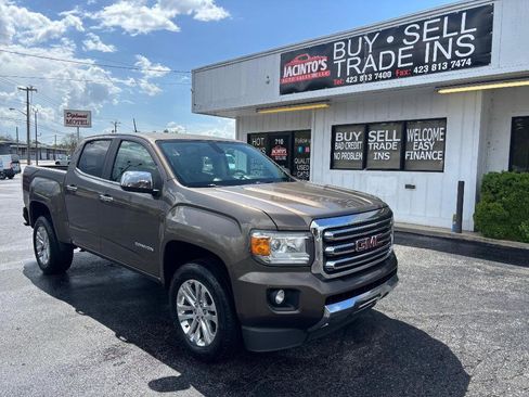Used 2015 GMC Canyon SLT RWD image 4
