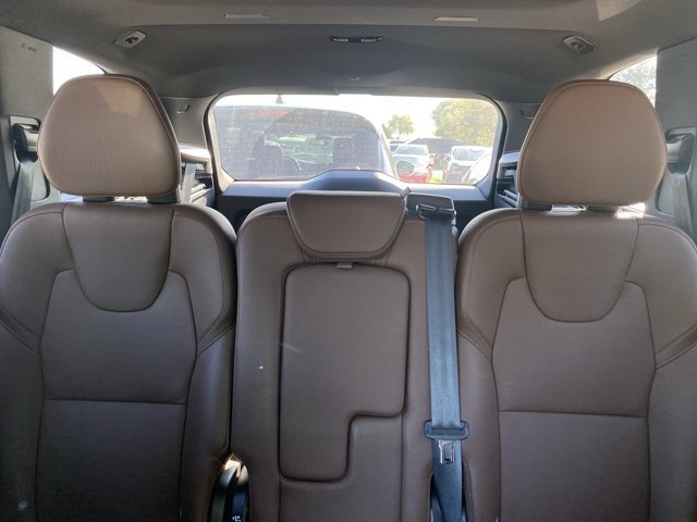 Used 2024 Volvo XC90 T8 Core w/ Climate Package AWD/4WD image 30
