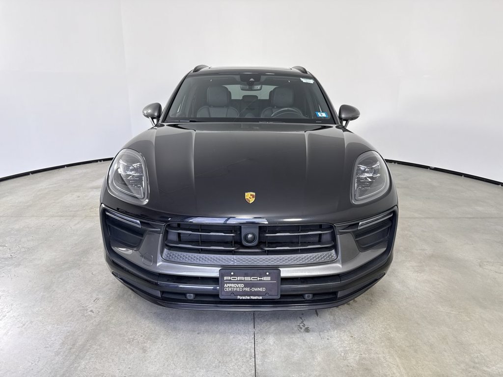 Certified 2026 Porsche Macan Turbo AWD/4WD image 10