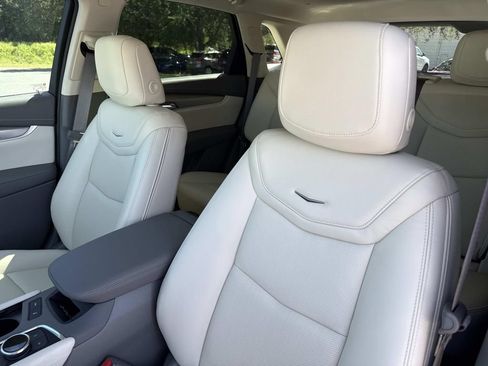 New 2026 Cadillac XT5 Premium Luxury w/ Driver Assist Package FWD image 21