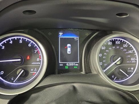 Used 2023 Toyota Camry LE image 17